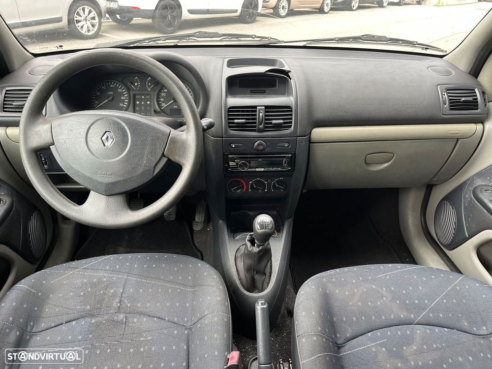 Renault Clio 1.2 16V Expression - 7