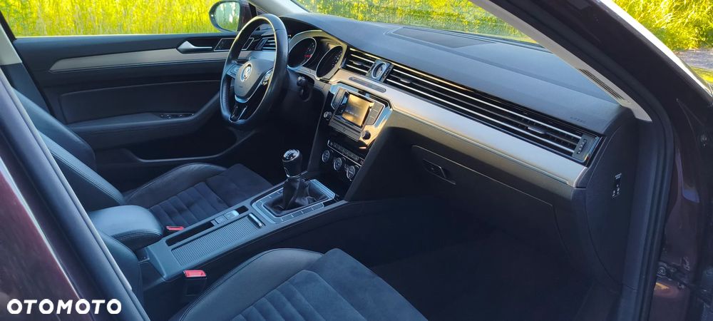 Volkswagen Passat 1.4 TSI ACT (BlueMotion Technology) Highline - 18