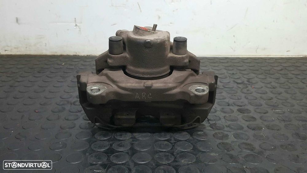 PINÇA DE TRAVÃO FRENTE ESQUERDA VOLKSWAGEN CADDY KA/KB (2K) LIFE - 3