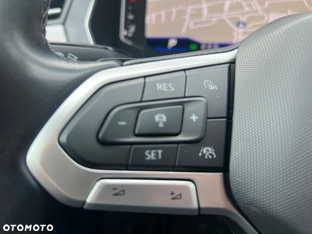 Volkswagen Passat 2.0 TSI Business DSG - 9