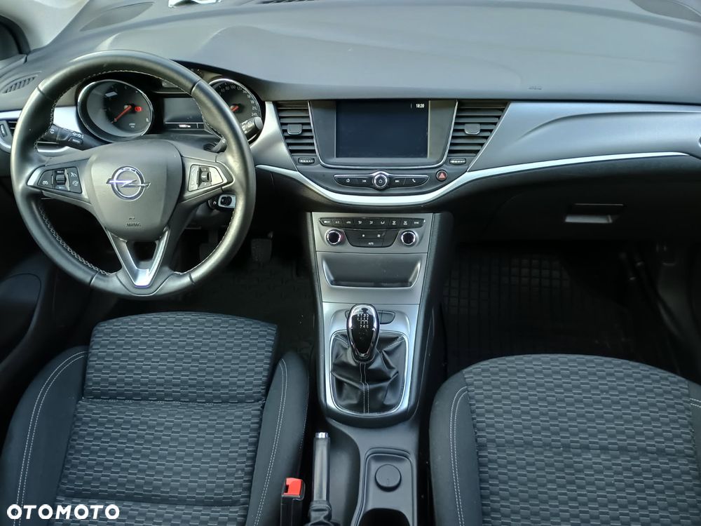 Opel Astra 1.4 T Enjoy - 7