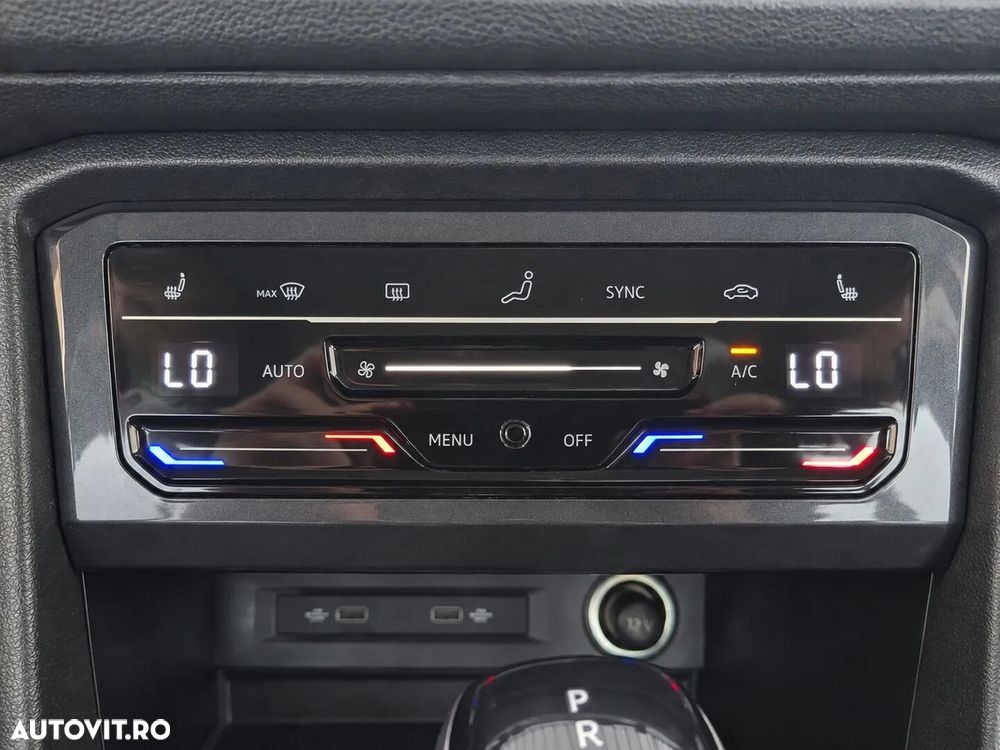 Volkswagen Tiguan - 10