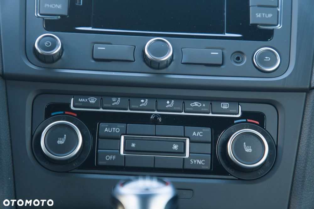 Volkswagen Golf 2.0 TSI GTI - 12
