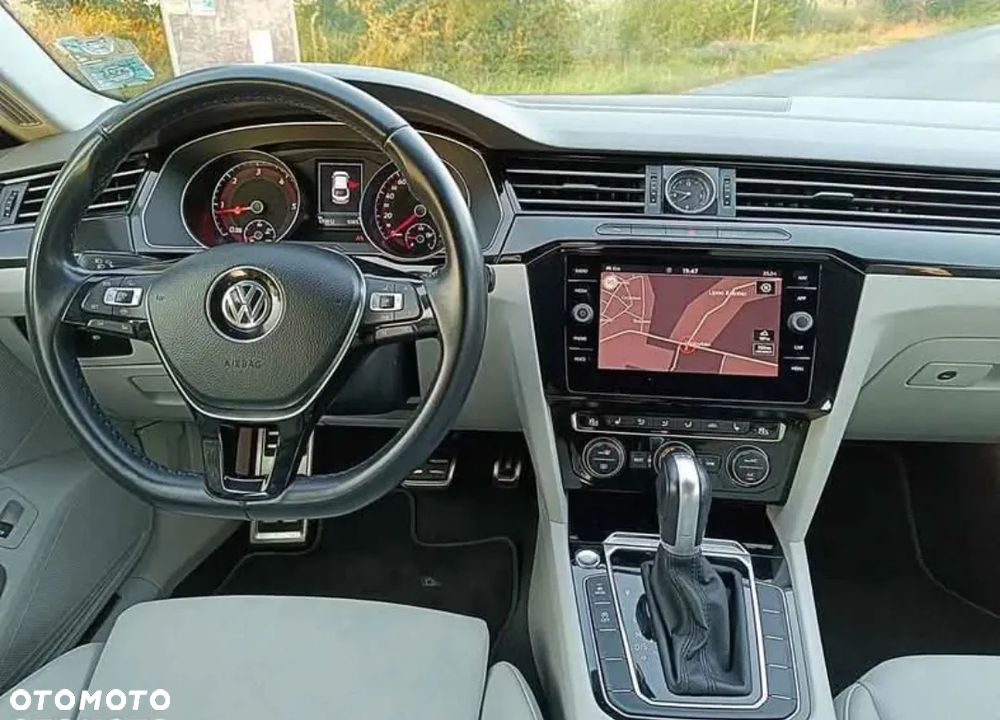 Volkswagen Arteon 2.0 TDI SCR Elegance DSG - 17