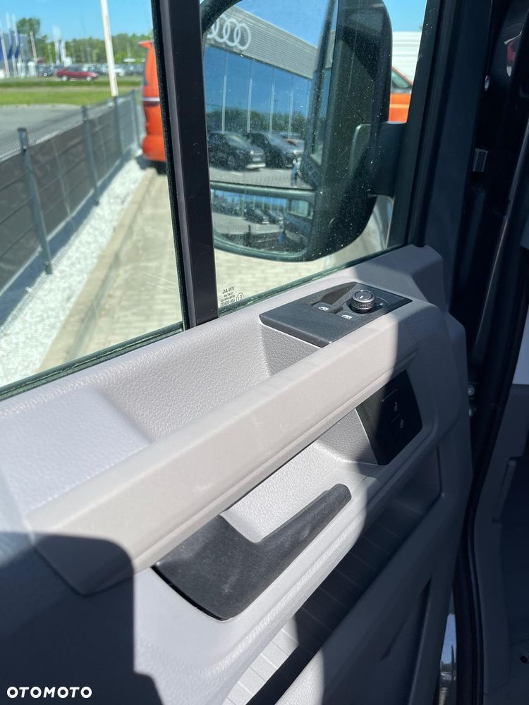 Volkswagen Crafter - 17