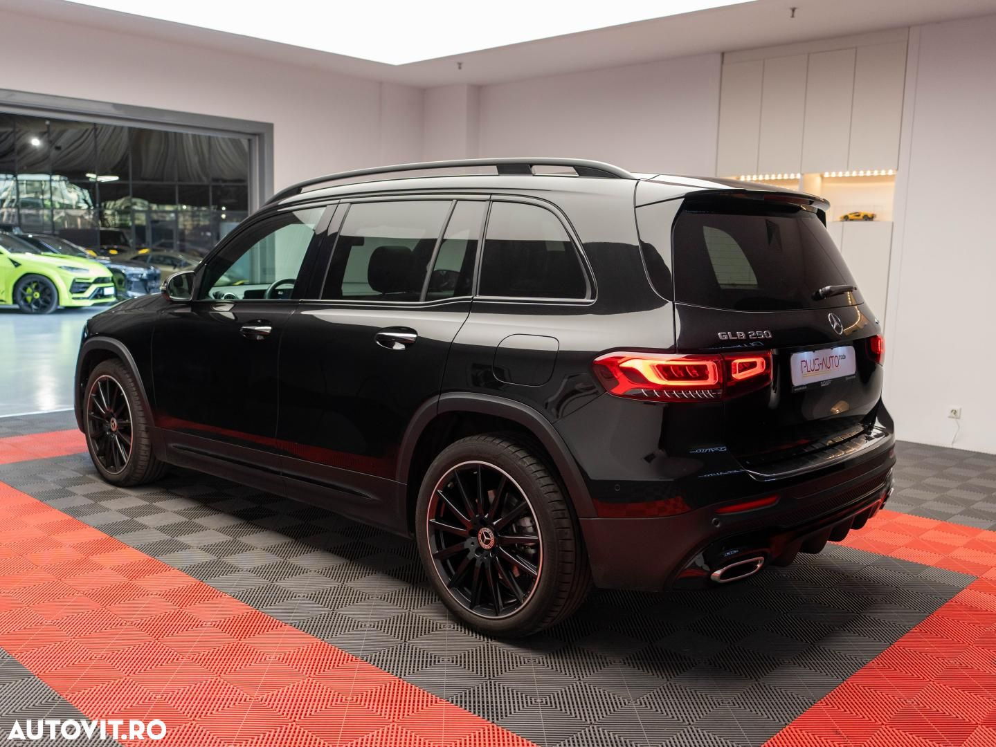 Mercedes-Benz GLB 250 4MATIC Aut. - 6