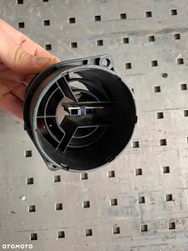 PRZEPŁYWOMIERZ POWIETRZA MERCEDES SPRINTER W906 2,2 CDI OM 651 - 3