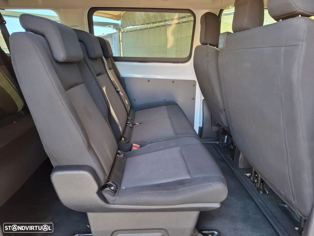 Opel Vivaro 2.0 CDTi L3H1 Essentia - 36