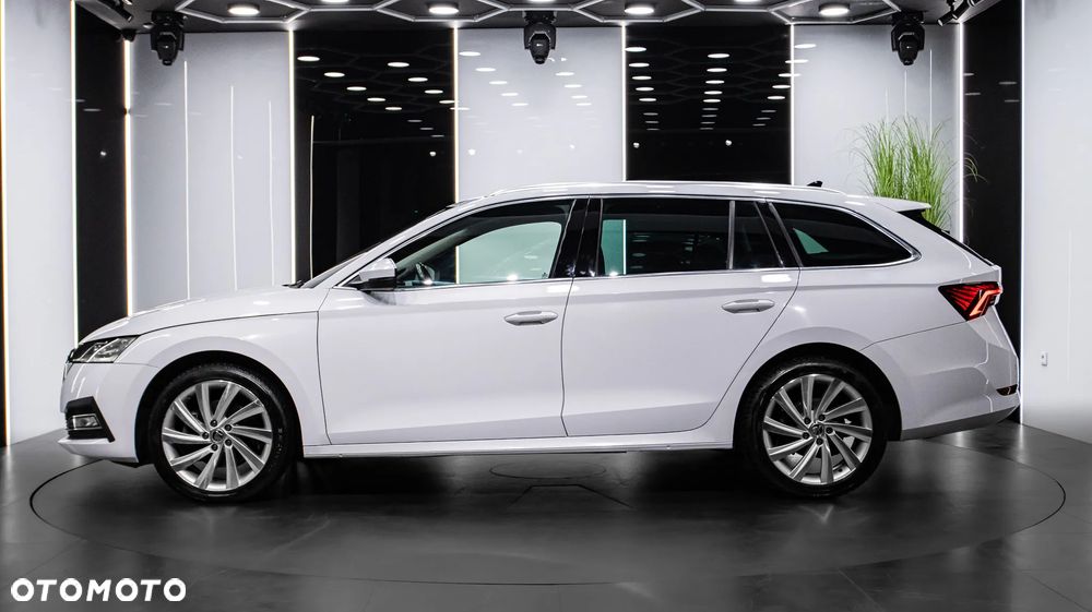 Skoda Octavia 2.0 TDI 4x4 Style DSG - 4