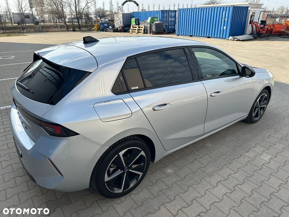 Opel Astra 1.5 D Automatik GS Line - 9