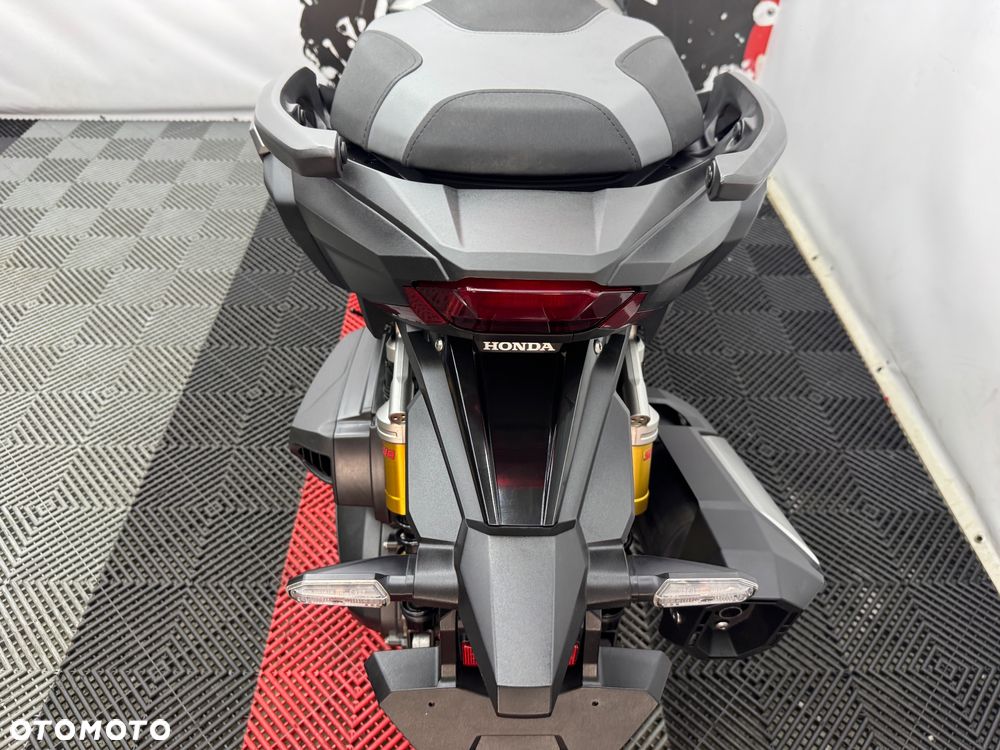 Honda ADV350 - 21