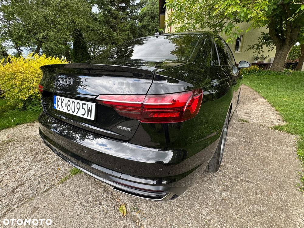 Audi A4 Limousine - 20