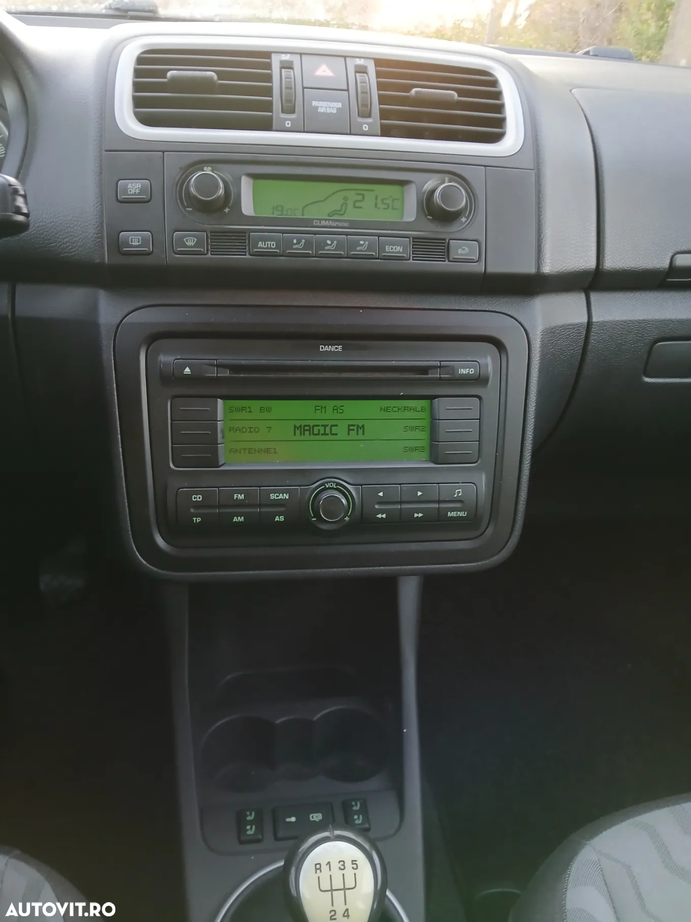 Skoda Roomster 1.2 FAMILY - 10