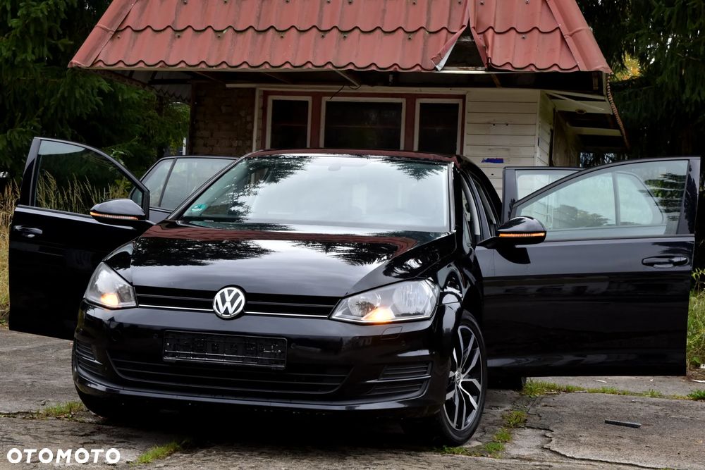 Volkswagen Golf 2.0 TDI SCR Comfortline - 12