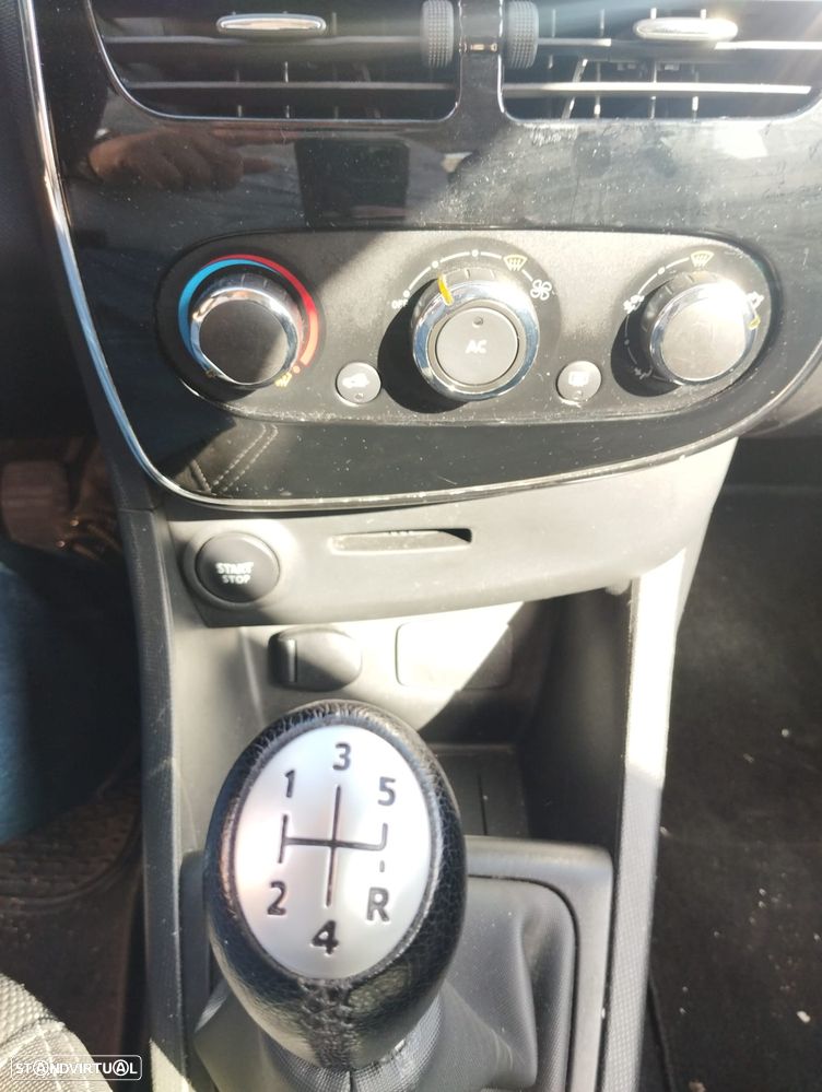 Renault Clio Sport Tourer 1.5 dCi Confort - 13