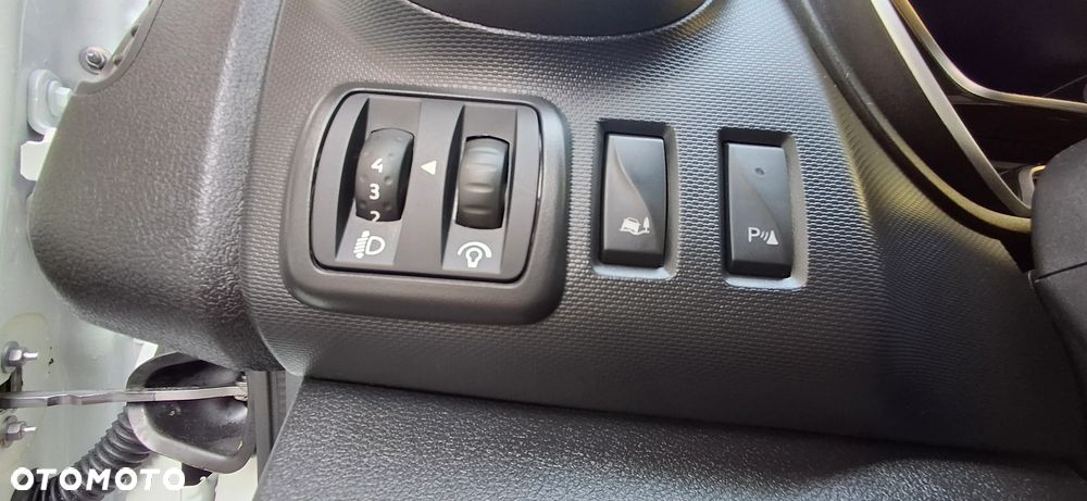 Renault TRAFIC VIVARO VITO T6 CUSTOM EXPERT LIFT KLIMA  LED - 18
