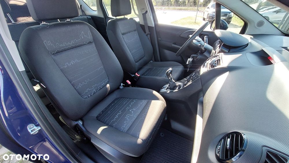 Opel Meriva - 21