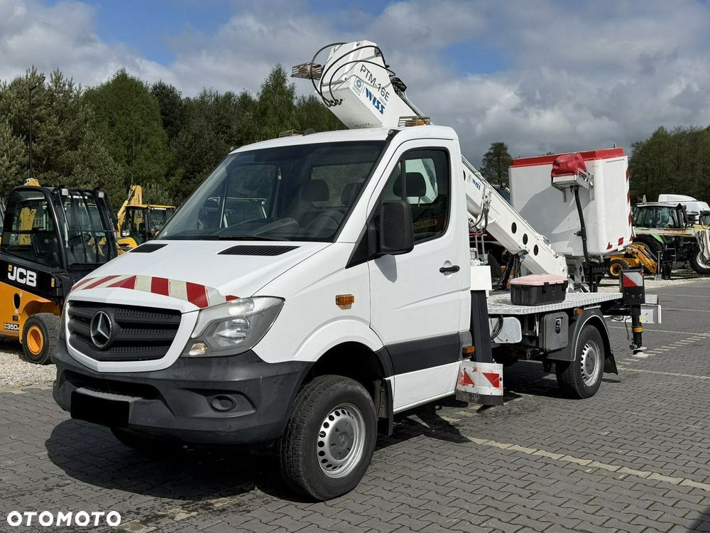 Mercedes-Benz Sprinter - 2