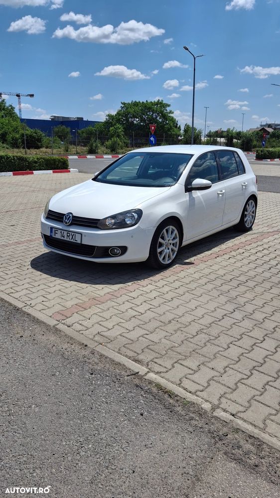 Volkswagen Golf - 3