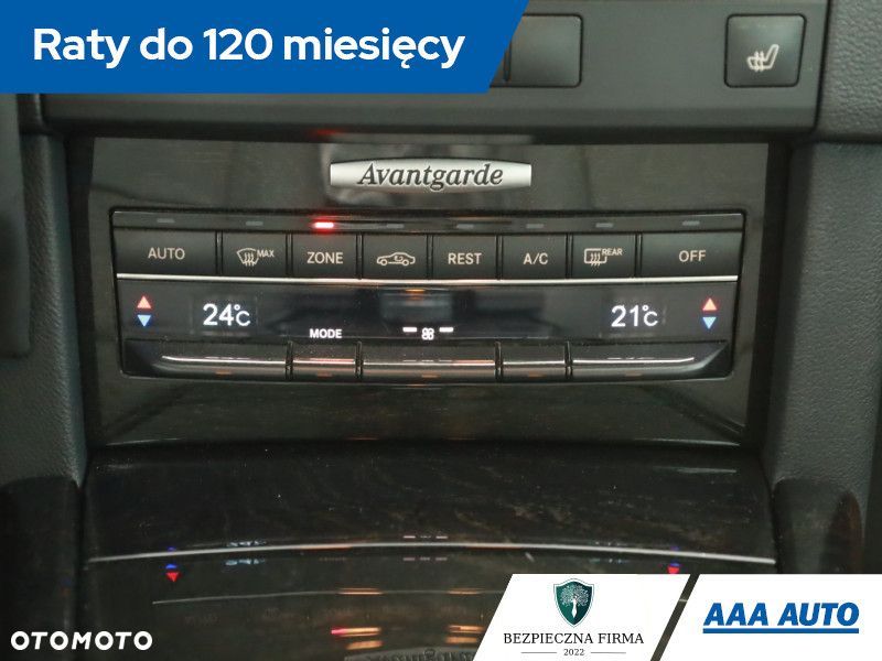 Mercedes-Benz Klasa E - 16