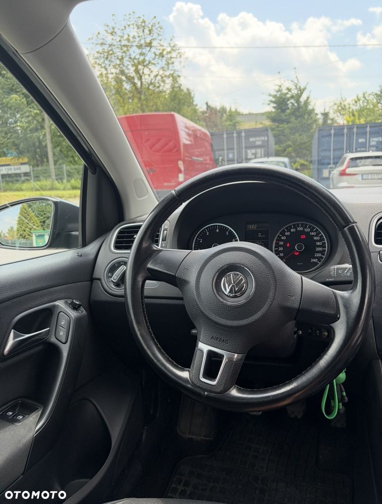 Volkswagen Polo 1.2 TSI Blue Motion Technology MATCH - 9