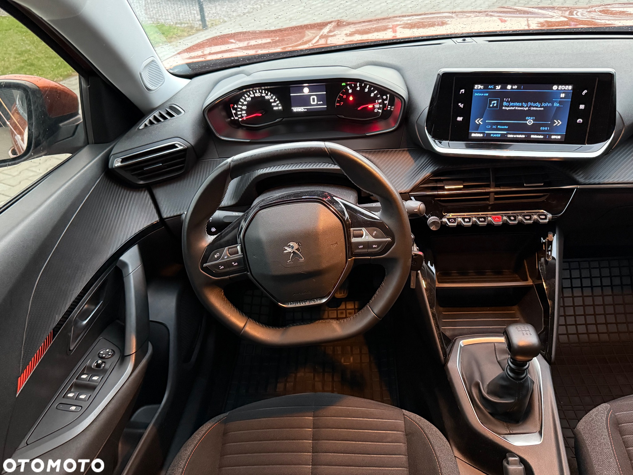 Peugeot 2008 1.2 PureTech Allure Pack S&S - 19