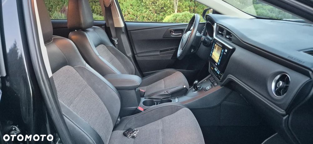 Toyota Auris - 17