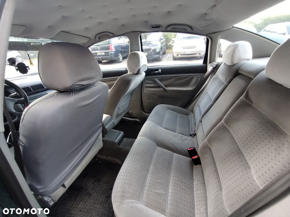Volkswagen Passat - 7