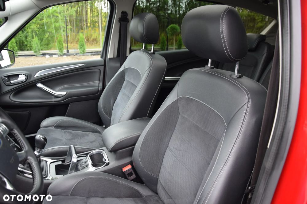 Ford S-Max 2.0 TDCi DPF Titanium - 26