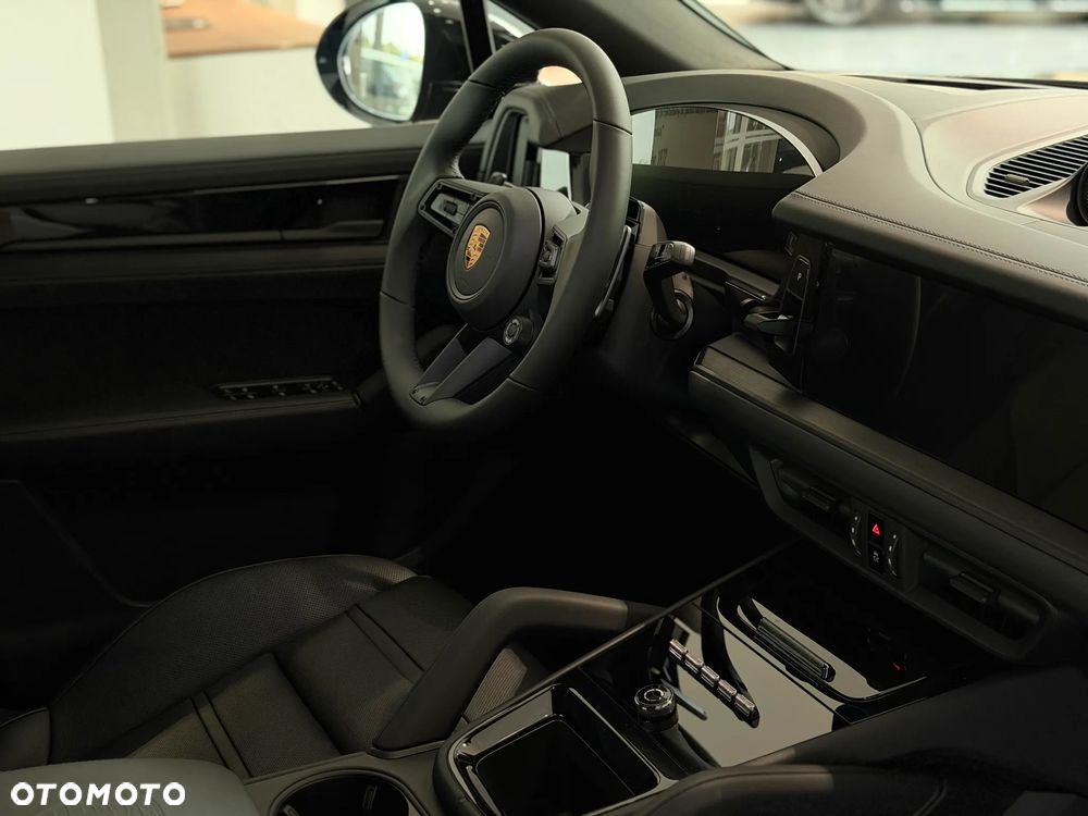 Porsche Cayenne Black Edition - 26