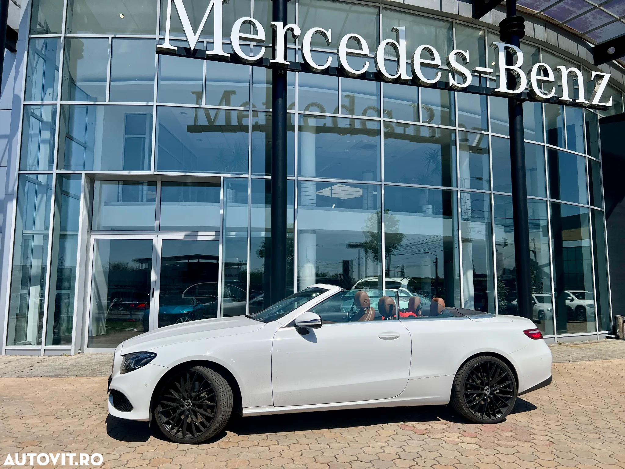 Mercedes-Benz E 350 d 4MATIC Cabrio - 2