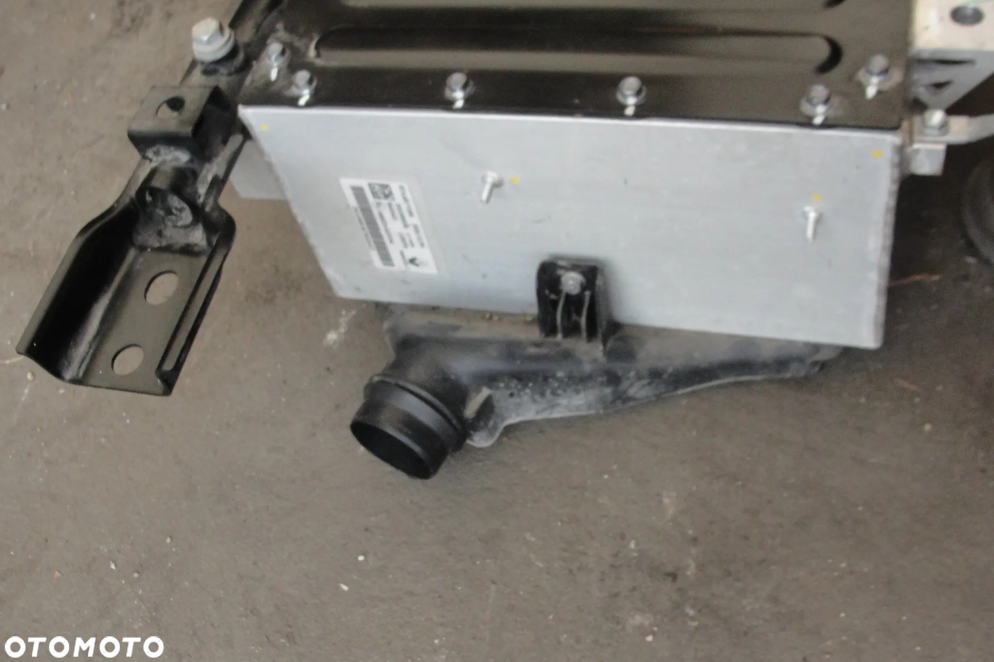BATERIA AKUMULATOR RENAULT CLIO V  1.6 E-TECH   HYBRYDA       60.00km - 7
