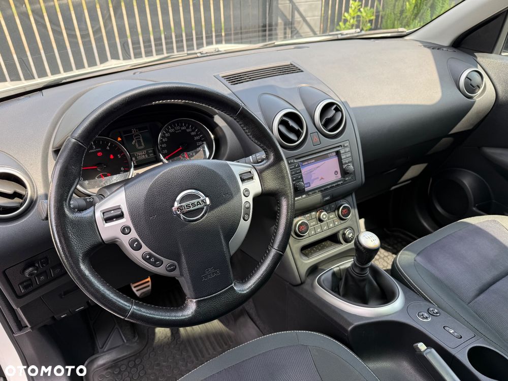 Nissan Qashqai 1.6 DCi Tekna - 12