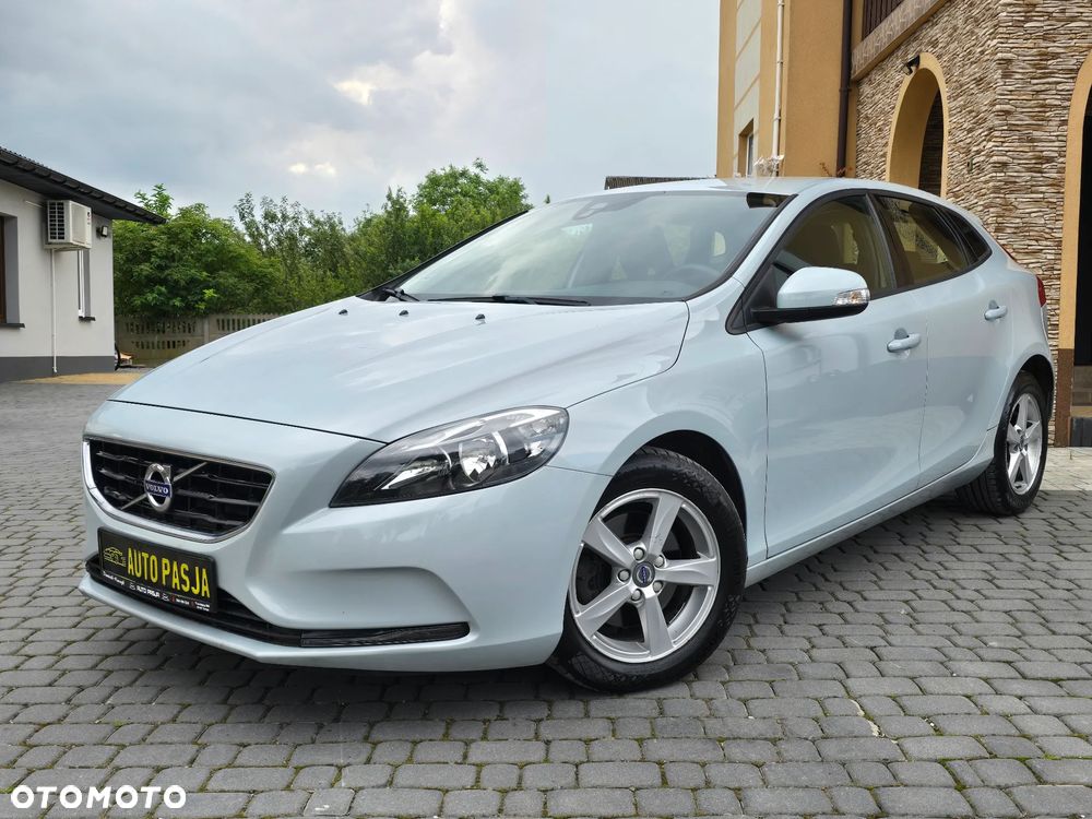 Volvo V40 D2 Summum - 2