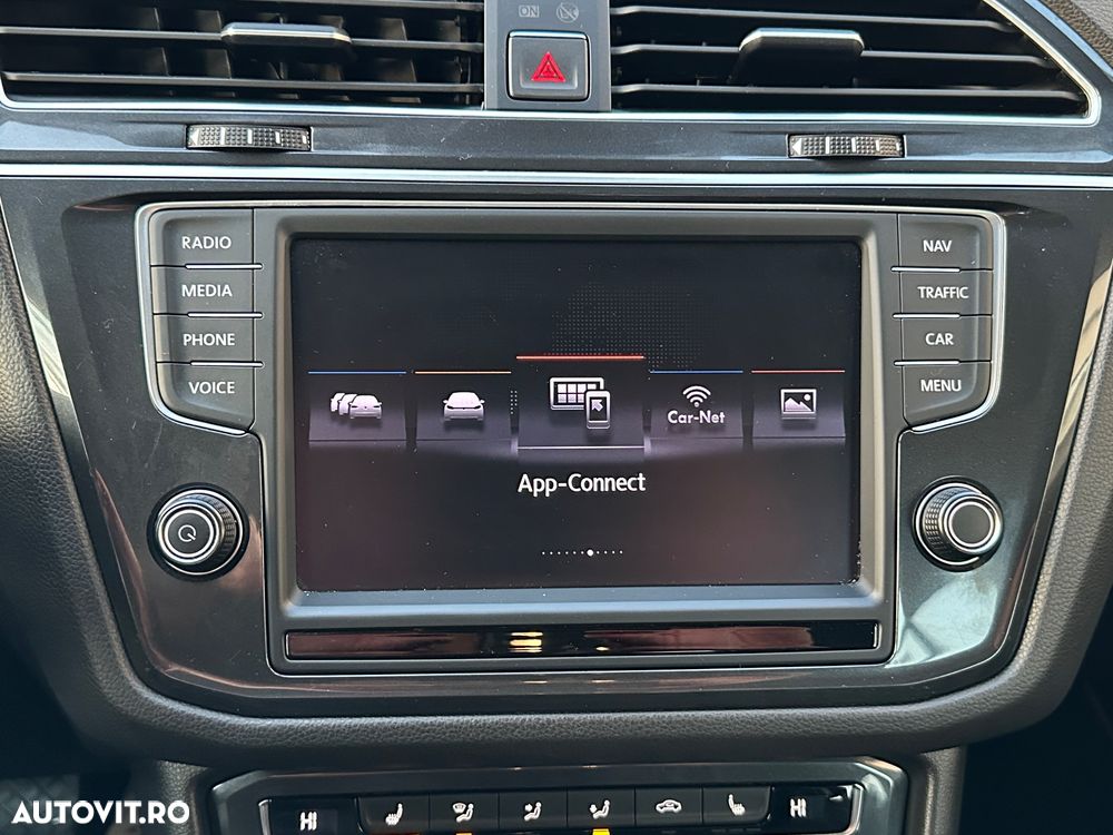 Volkswagen Tiguan 2.0 TDI SCR 4MOTION (BlueMotion Techn.) DSG Comfortline - 21