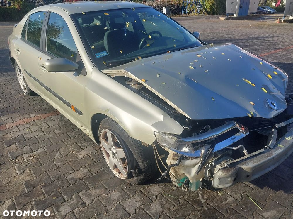 Renault Laguna 2 II HB silnik kompletny 1.6 16v 79kW 107KM K4M710 alternator pompa cewka kolektor przepustnica przewód skrzynia biegów 5B drzwi prawe lewe przód tył klapa błotnik lusterko MV190 szyba tempomat zacisk tarcza półoś osłona belka stacyjka sterownik panel fotel lewarek kierownica podnośnik szyby mechanizm boczek tłumik wydech pompa abs sterownik NA CZĘŚCI WSZYSTKIE CZĘŚCI - 5