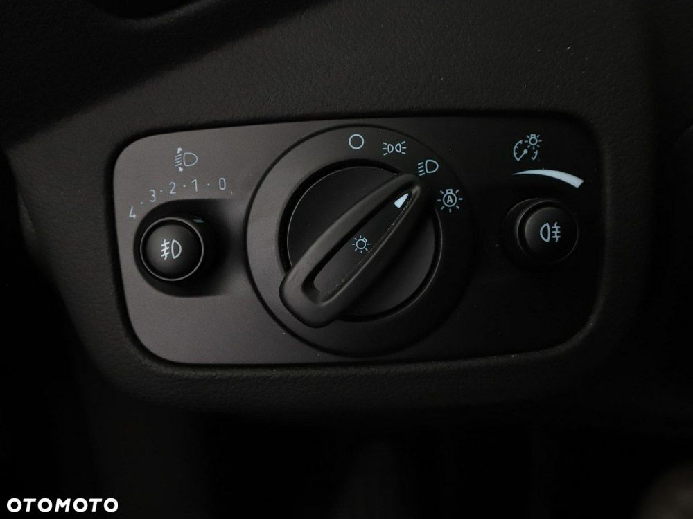 Ford Kuga 1.5 EcoBoost 2x4 Titanium - 32
