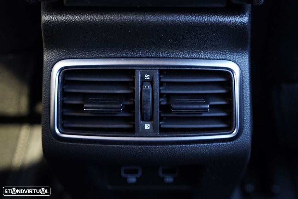 Renault Mégane 1.6 Plug-In Equilibre - 22