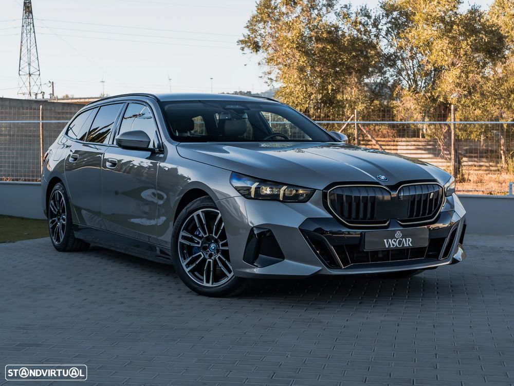 BMW i5 Touring eDrive40 - 2