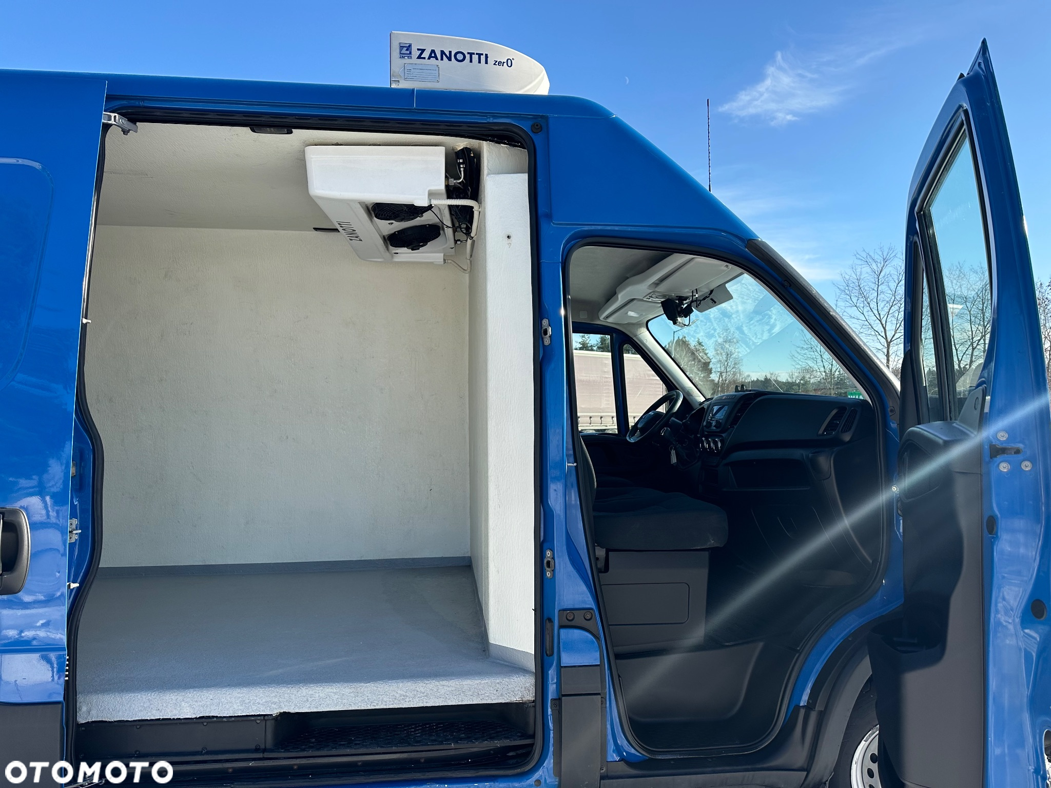 Iveco 35s18 Max / Chłodnia / Mroźnia / Salon RP - 11