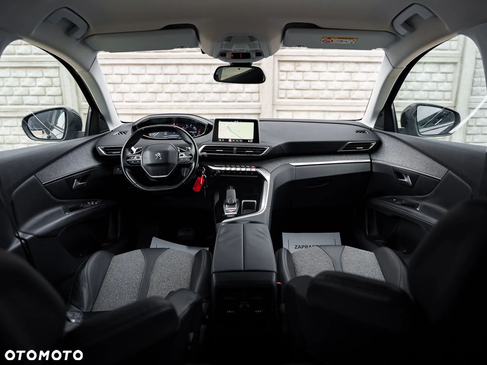 Peugeot 3008 1.6 BlueHDi Allure S&S EAT6 - 17