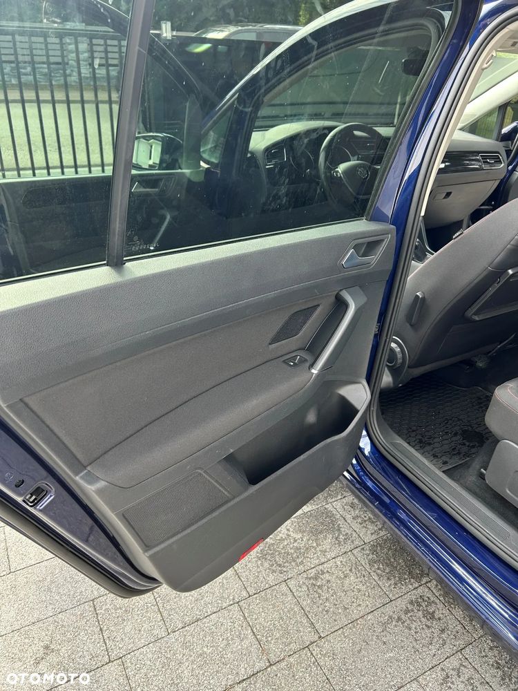 Volkswagen Touran 1.2 TSI (BlueMotion Technology) SOUND - 20