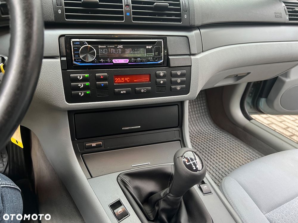 BMW Seria 3 318i Edition Lifestyle - 12