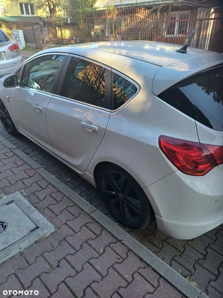 Opel Astra 1.4 Turbo ecoFLEX Start/Stop Color Edition - 4