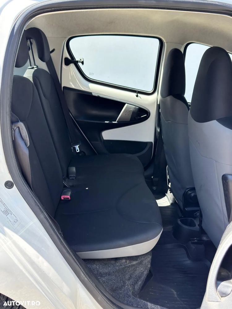 Toyota Aygo 1.0 Terra - 10
