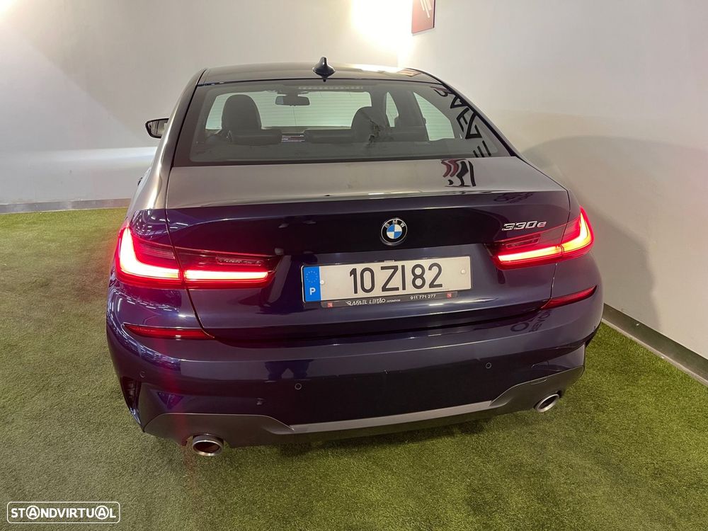 BMW 330 e Pack M Auto - 8