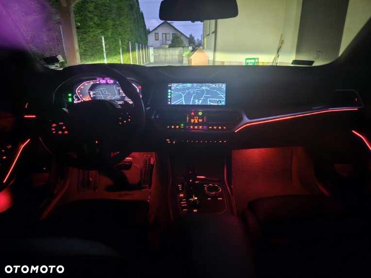 BMW Seria 3 320d M Sport sport - 40