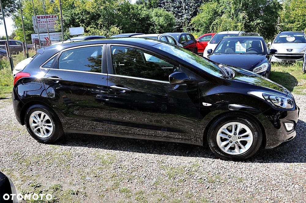 Hyundai i30 1.6 GDI Premium - 10