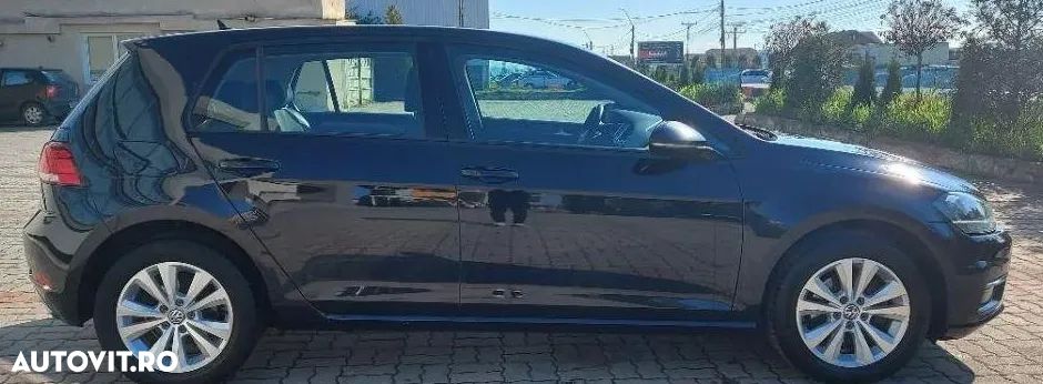 Volkswagen Golf 1.6 TDI Comfortline - 12