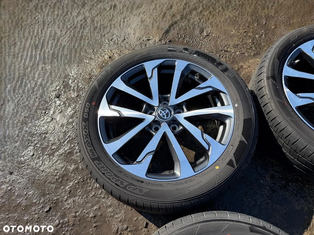 Felgi 18' koła Toyota Corolla Cross 5x114,3 18x7J ET40 centr 60,1 - 9